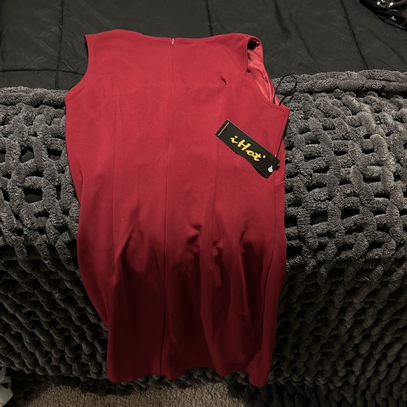 Dress - Picture 2 of 2